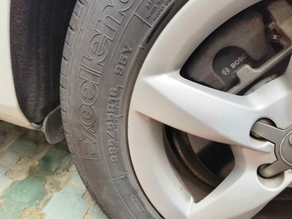 [湖州·浙B] 二手奥迪奥迪A4L2013款 35 TFSI 自动标准型