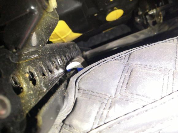 [上海·皖L] 二手大众朗逸2013款 改款经典 1.6L 自动风尚版