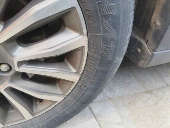 [武汉·鄂A] 二手哈弗哈弗H62017款 红标 运动版 1.5T 自动两驱豪华型