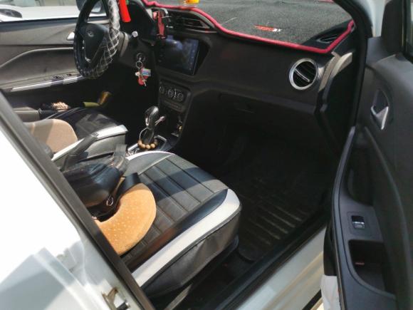 [广州·桂K] 二手奇瑞瑞虎3x2018款 1.5L 自动精英版