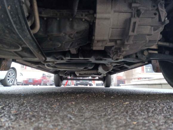 [无锡·苏B] 二手上汽大通MAXUS上汽大通MAXUS 新途V802021款 2.0T 手动经典傲运通127PS中轴中顶6/7/8/9座