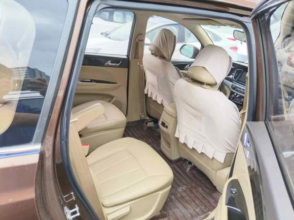 [上海·苏E] 二手宝骏宝骏7302016款 1.5T 手动豪华型 7座