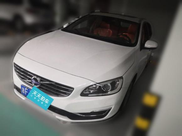 [嘉兴·浙F] 二手沃尔沃沃尔沃V602015款 T5 智逸版