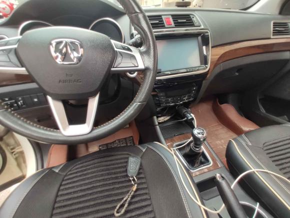 [南昌·赣A] 二手北汽威旺北汽威旺S502016款 1.5T 手动欢动尊贵型