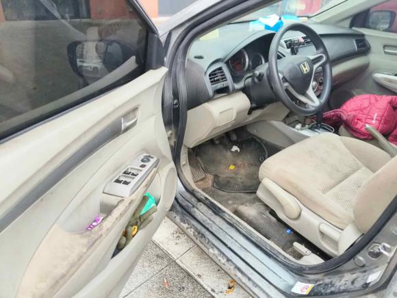 [青岛·鲁U] 二手本田锋范经典2008款 1.5L 自动精英版