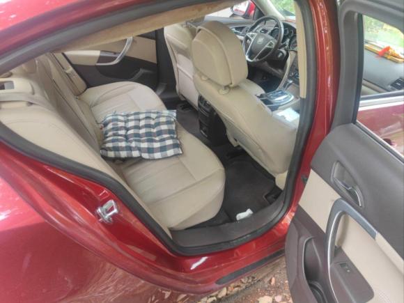 [上海·浙C] 二手别克君威2011款 2.4L SIDI精英版