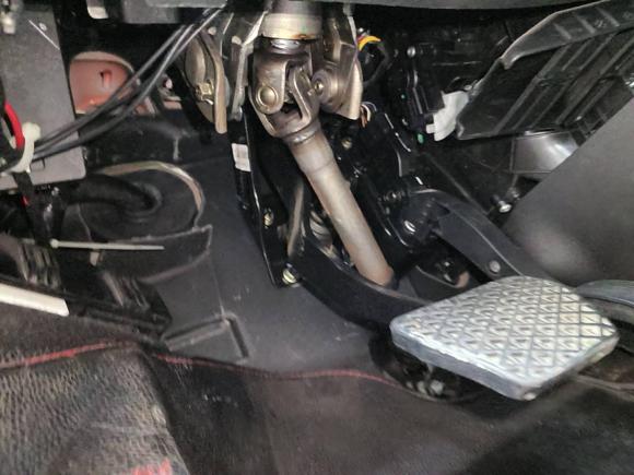 [佛山·湘M] 二手奇瑞艾瑞泽52016款 1.5L CVT领潮版