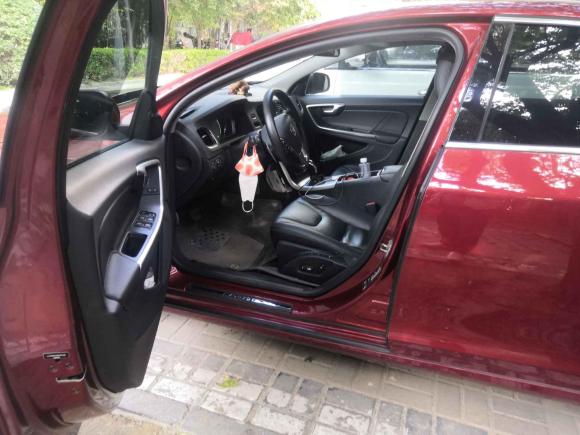 [北京·京N] 二手沃尔沃沃尔沃S602014款 S60L T5 智越版