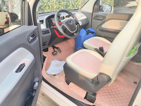 [武汉·鄂A] 二手五菱汽车宏光MINIEV2021款 马卡龙时尚款 磷酸铁锂