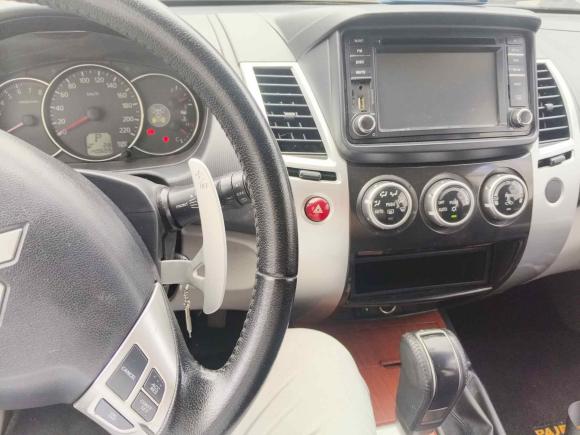 [成都·川A] 二手三菱帕杰罗·劲畅2011款 3.0L 运动导航版