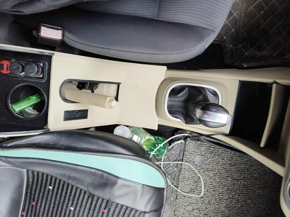 [义乌·粤B] 二手东风俊风E11K2019款 标准型