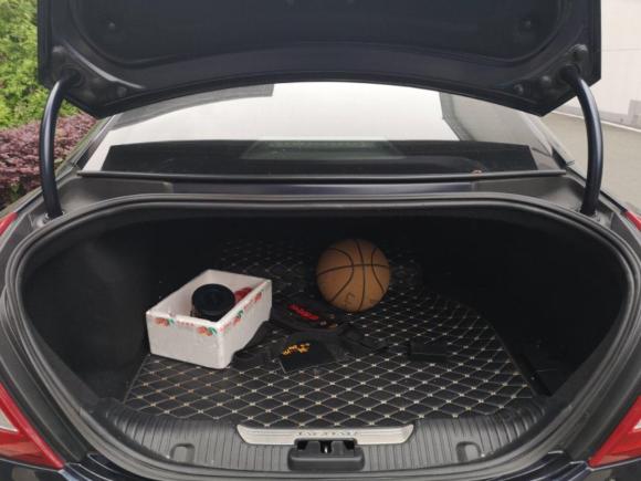 [无锡·苏B] 二手捷豹捷豹XJ2016款 XJL 3.0 SC 两驱典雅商务版