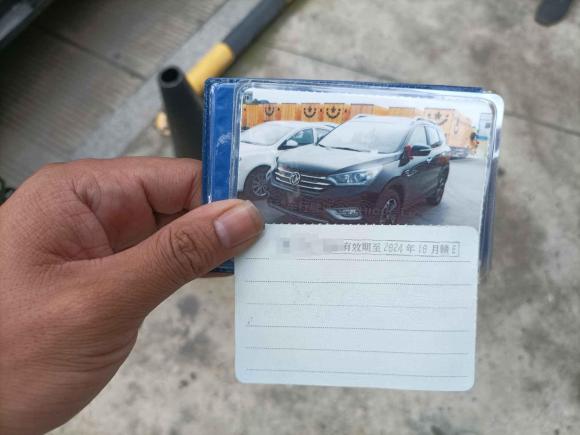 [义乌·赣E] 二手东风风神东风风神AX72016款 1.4T 手动智悦型