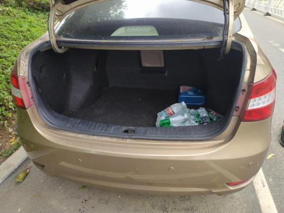 [佛山·粤E] 二手东风风神东风风神A602012款 1.6L 手动舒适型