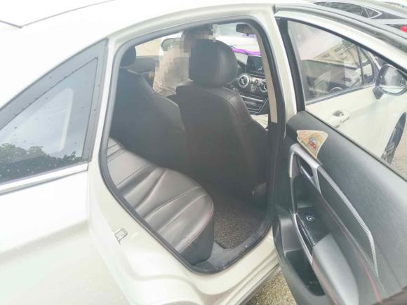 [杭州·浙A] 二手北京汽车北京EU52018款 R500 智风版