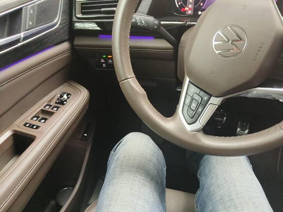 [上海·沪B] 二手大众威然2022款 380TSI 尊贵版