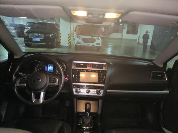 [青岛·鲁F] 二手斯巴鲁傲虎2015款 2.5i 豪华导航版