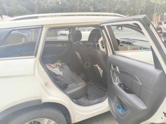 [成都·川A] 二手哈弗哈弗H6 Coupe2015款 蓝标 2.0T 自动两驱尊贵型