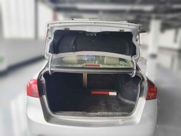 [杭州·浙A] 二手别克凯越2015款 1.5L 自动经典型