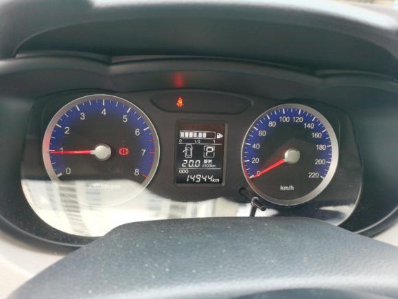 [深圳·粤S] 二手启辰启辰R502015款 1.6L 自动时尚版