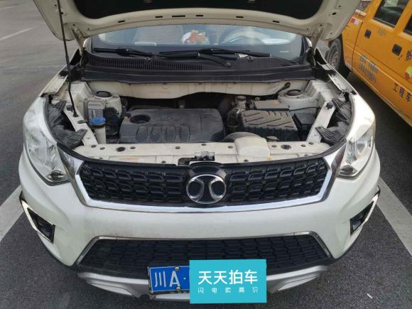 [成都·川A] 二手北京汽车绅宝X352016款 1.5L 手动豪华版