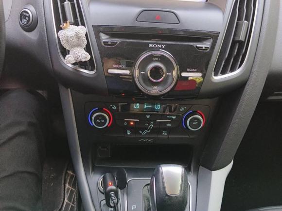 [上海·沪C] 二手福特福克斯2015款 两厢 EcoBoost 180 自动运动型