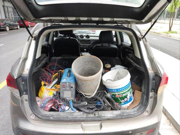 [南昌·赣M] 二手东南东南DX32016款 1.5L 手动尊贵型