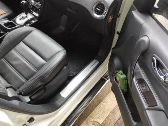 [广州·粤A] 二手雷诺科雷傲2013款 2.5L 两驱舒适版