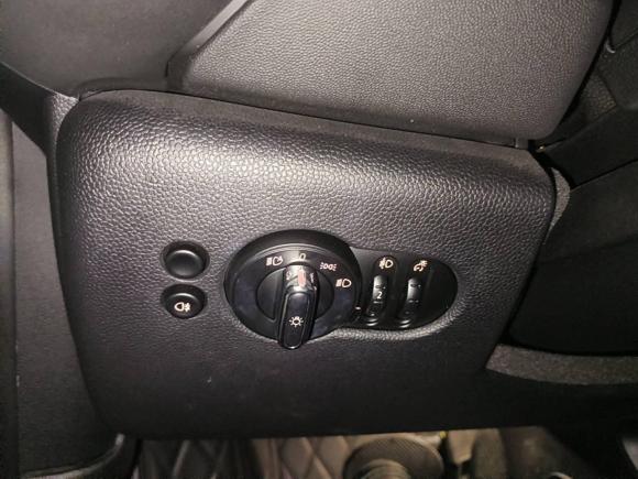 [广州·粤E] 二手MINIMINI2022款 1.5T COOPER 艺术家