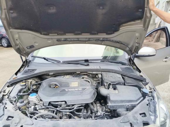 [佛山·粤E] 二手沃尔沃沃尔沃S602012款 1.6T DRIVe 智雅版