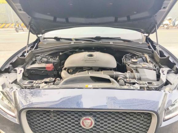 [广州·粤A] 二手捷豹捷豹F-PACE2016款 2.0T 两驱R-Sport运动版