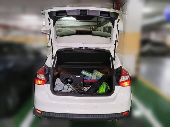 [佛山·粤X] 二手福特福克斯2012款 两厢 1.6L 自动舒适型