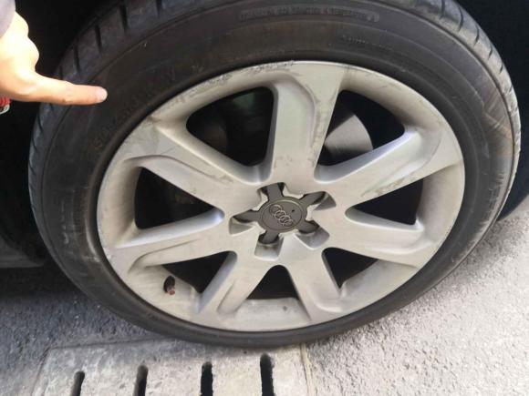 [上海·沪A] 二手奥迪奥迪A6L2011款 2.0 TFSI 自动舒适型