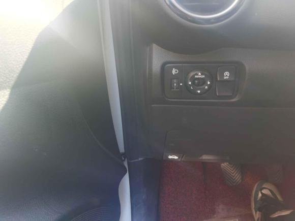 [青岛·鲁U] 二手起亚焕驰2017款 1.4L 手动智享版Value