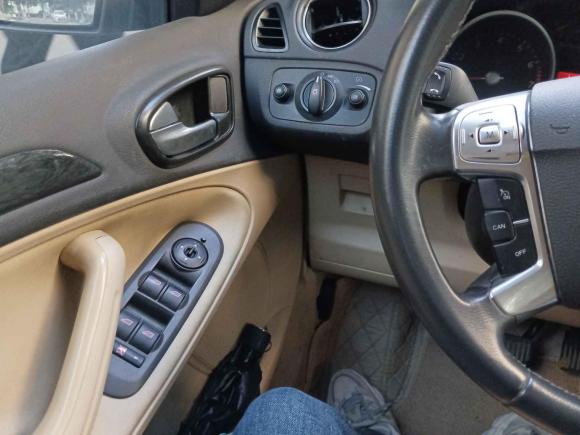 [南京·苏A] 二手福特麦柯斯2008款 2.3L 7座豪华型