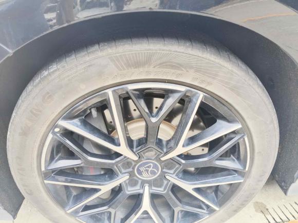 [佛山·粤E] 二手比亚迪汉2022款 EV 创世版 610KM四驱尊享型