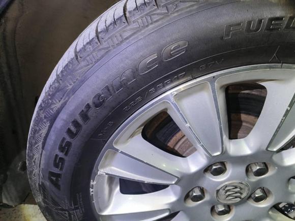 [杭州·浙A] 二手别克君越2009款 2.4L豪雅版