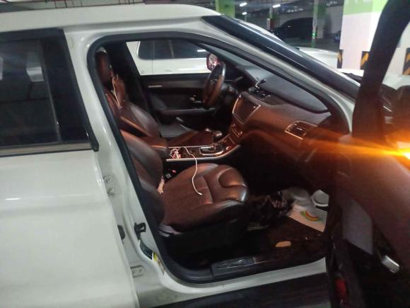 [宁波·浙B] 二手陆风陆风X72015款 2.0T 全景尊贵版