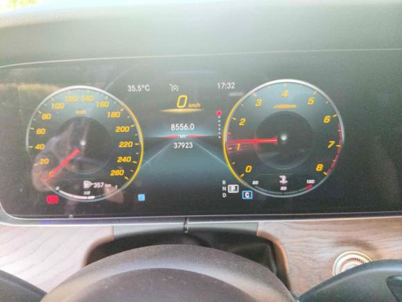 [武汉·鄂A] 二手奔驰奔驰E级2021款 改款 E 300 L 时尚型