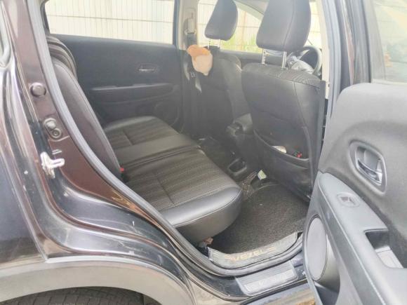 [佛山·粤T] 二手本田缤智2017款 1.8L CVT两驱先锋型