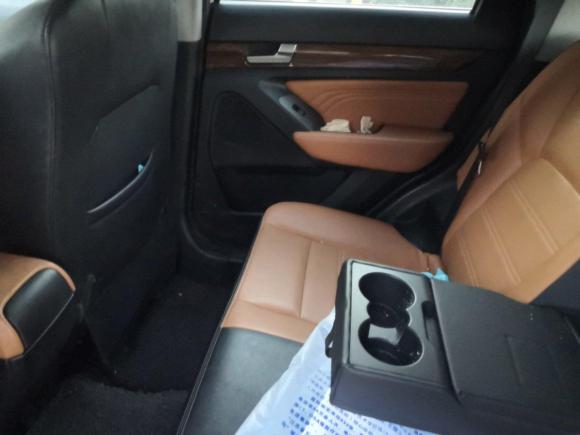 [无锡·苏E] 二手北汽威旺北汽威旺S502016款 1.5T CVT欢动尊贵型