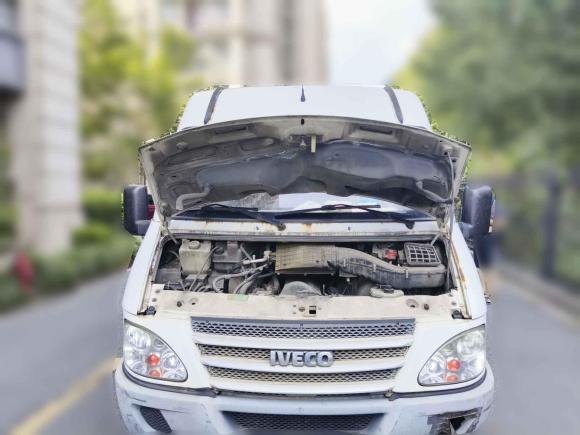 [杭州·浙A] 二手依维柯依维柯褒迪2012款 2.5T-A32 基本型