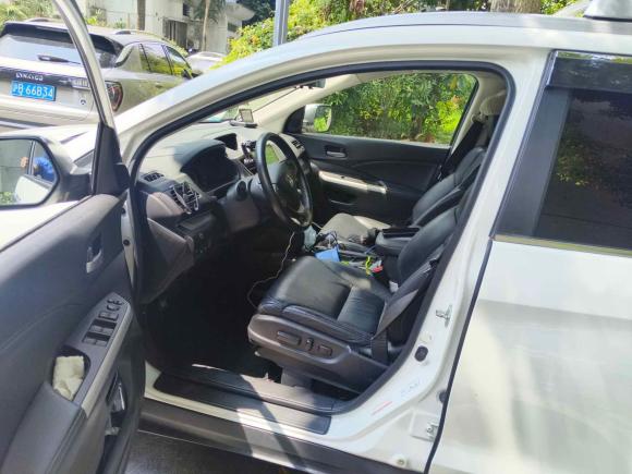 [上海·粤B] 二手本田本田CR-V2013款 2.4L 两驱豪华版