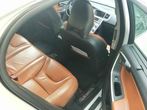 [合肥·沪A] 二手沃尔沃沃尔沃S602017款 S60L T5 智驭版