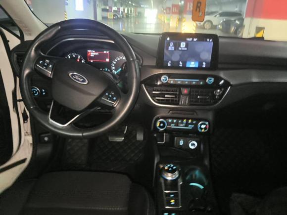 [无锡·苏U] 二手福特福克斯2020款 两厢 EcoBoost 180 自动锋潮型