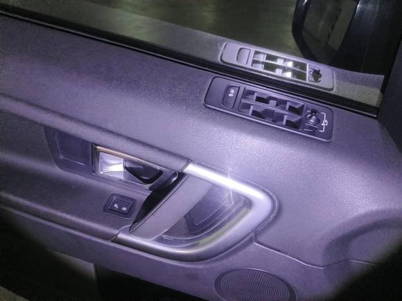 [上海·沪B] 二手路虎发现神行2015款 2.0T SE