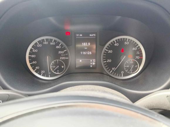 [上海·沪C] 二手奔驰威霆2016款 2.0T 商务版