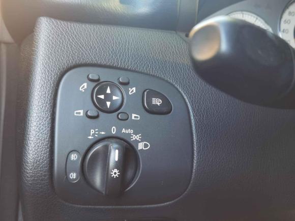 [深圳·粤B] 二手奔驰奔驰CLK级2006款 CLK 280 双门轿跑车