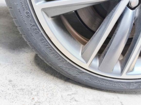 [上海·沪F] 二手英菲尼迪英菲尼迪Q502014款 3.7L 豪华运动版