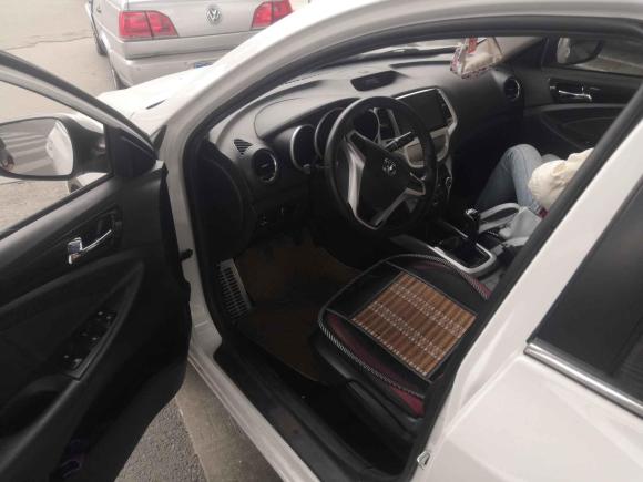 [成都·川A] 二手长安逸动XT2013款 1.6L 手动俊酷型 国IV